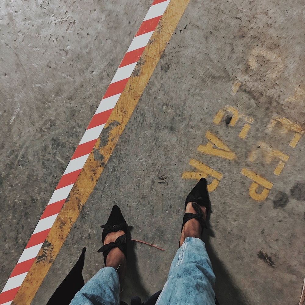 ZARA THE ROW BOW KITTEN HEELS SZ 7 SUPER CUTE